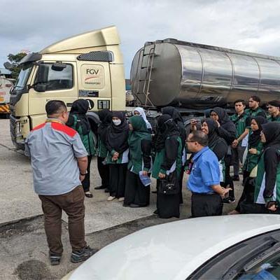 LAWATAN INDUSTRI FGV