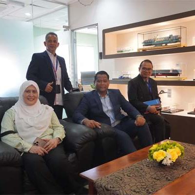 LAWATAN KERJA PUAN SITI AMINAH (PENGARAH BPT) & LEGASI SEMPENA MESYUARAT PELUNCURAN LOGISTICS LEARNING PROVIDER (LLP)